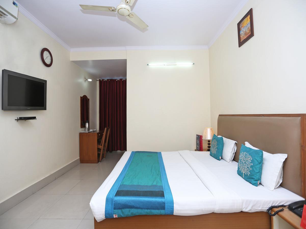 Oyo 10788 Hotel Harisons Continental Patna (Bihar) Exteriör bild